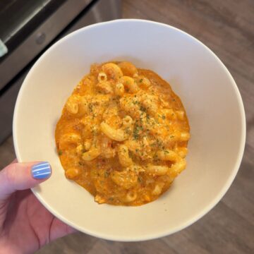 creamy chicken pasta in bowl