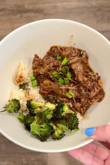 slow cooker korean beef in bowl