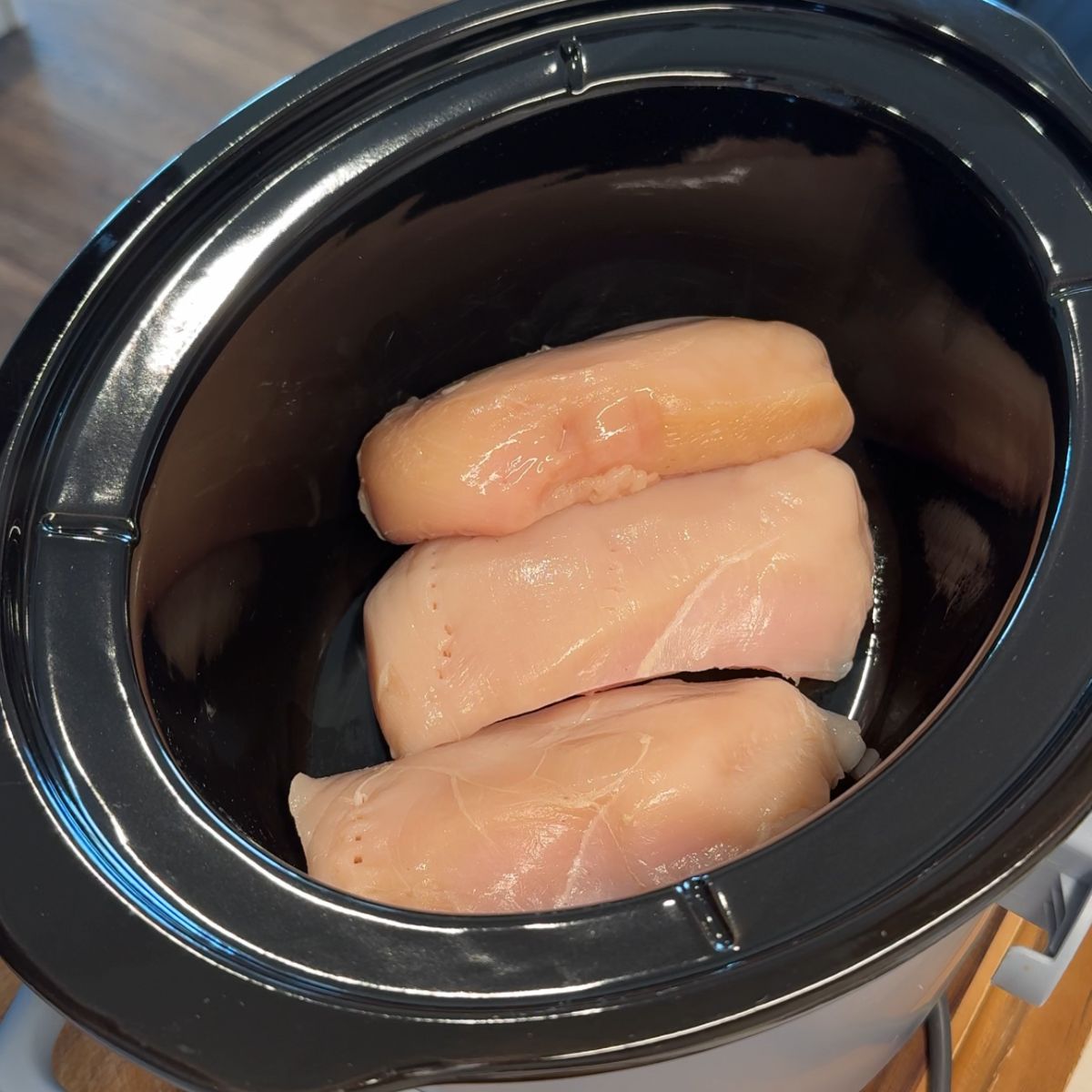 3 chicken breast in crockpot